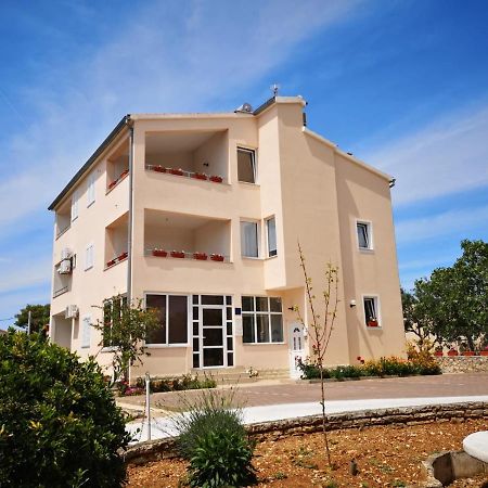 Apartments Villa Korina Бродарика Екстериор снимка