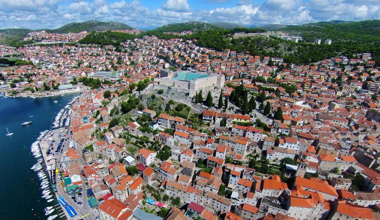 Apartments Villa Korina Бродарика Екстериор снимка
