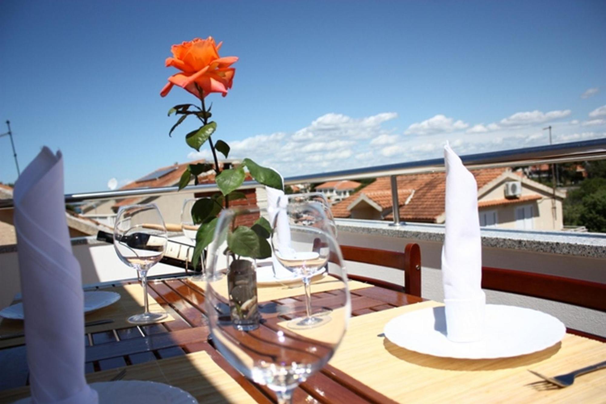 Apartments Villa Korina Бродарика Стая снимка