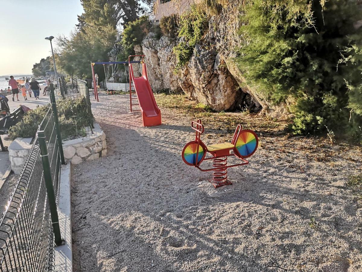 Apartments Villa Korina Бродарика Екстериор снимка